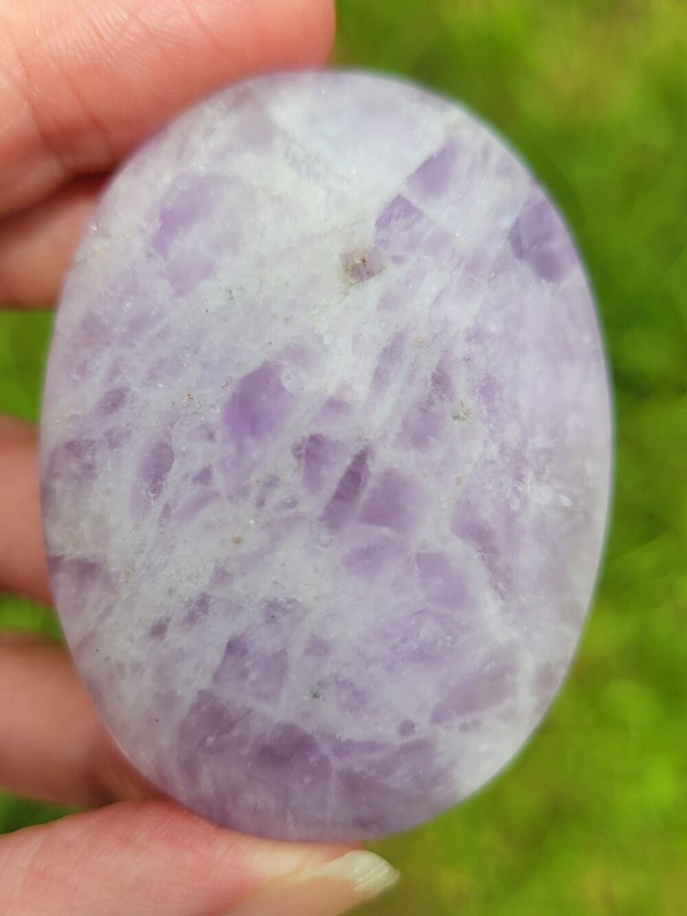 Amethyst Dream Cloud Palm Stone (AM702)